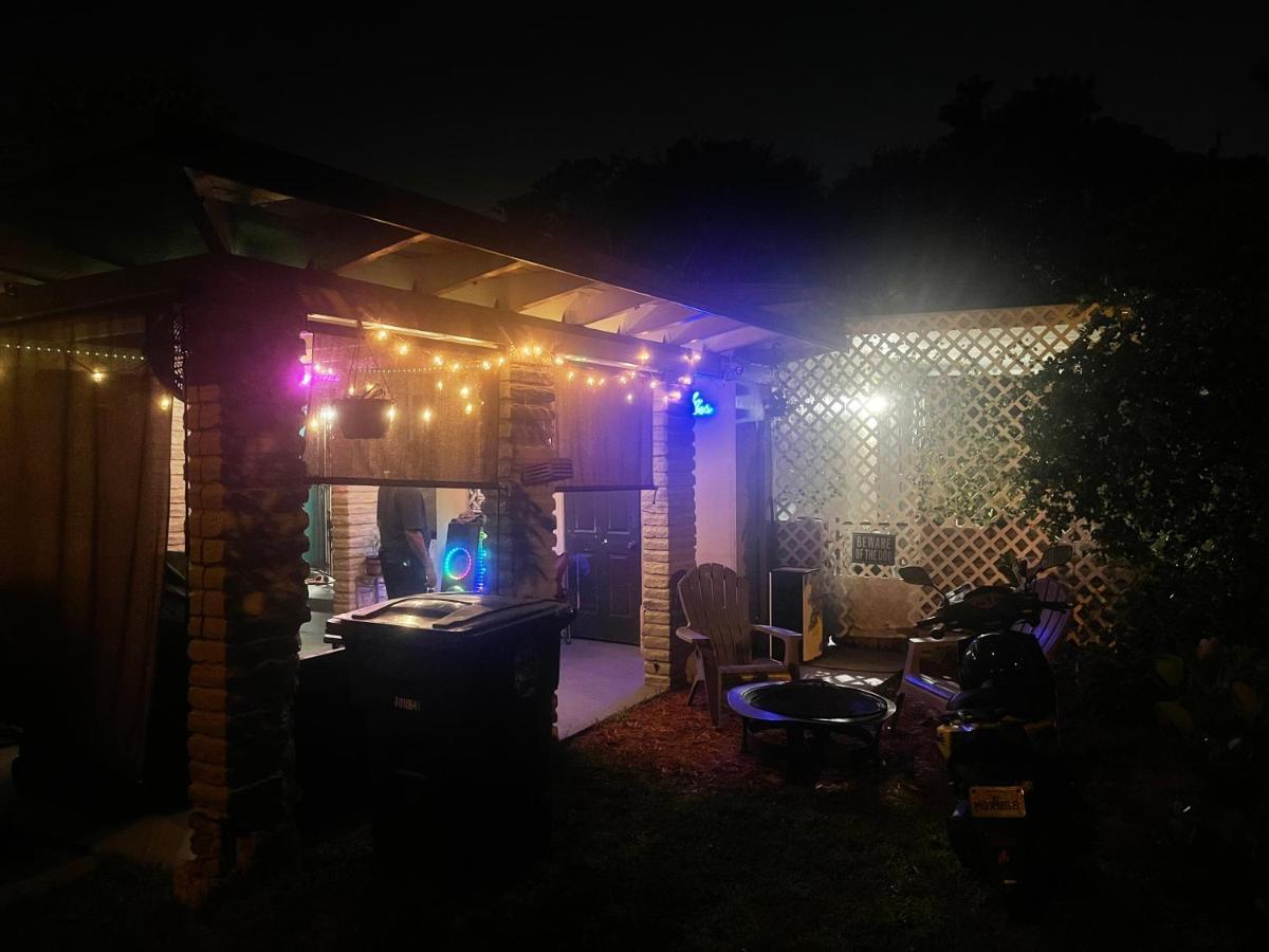 Miami Vibes "Hostel-Like" Shared Room North Miami Ngoại thất bức ảnh